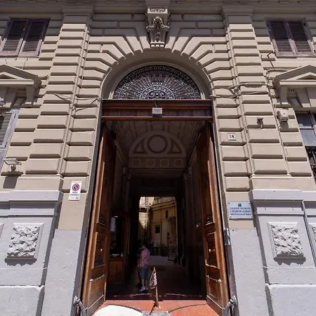 P.c. Boutique Medina H. Centro, By Clapa Group * Napoli