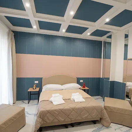 P.c. Boutique Medina H. Centro, By Clapa Group * Napoli